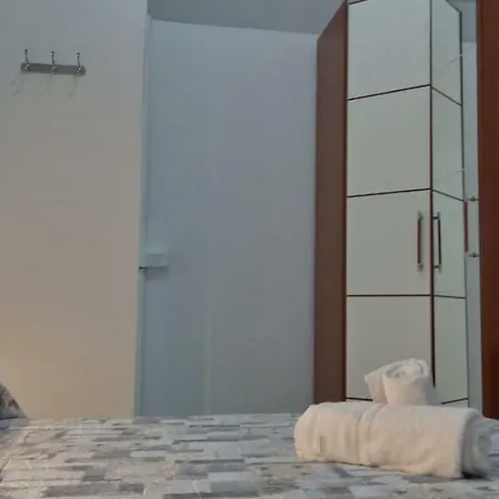 Mamacri' Bed & Breakfast *
